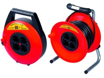 İzeltaş 0741050025 * 25 M Makaralı Uzatma Kablosu