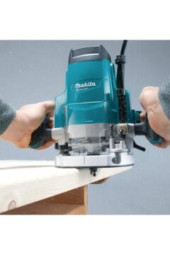MAKİTA M3602B DİK FREZE 12 MM